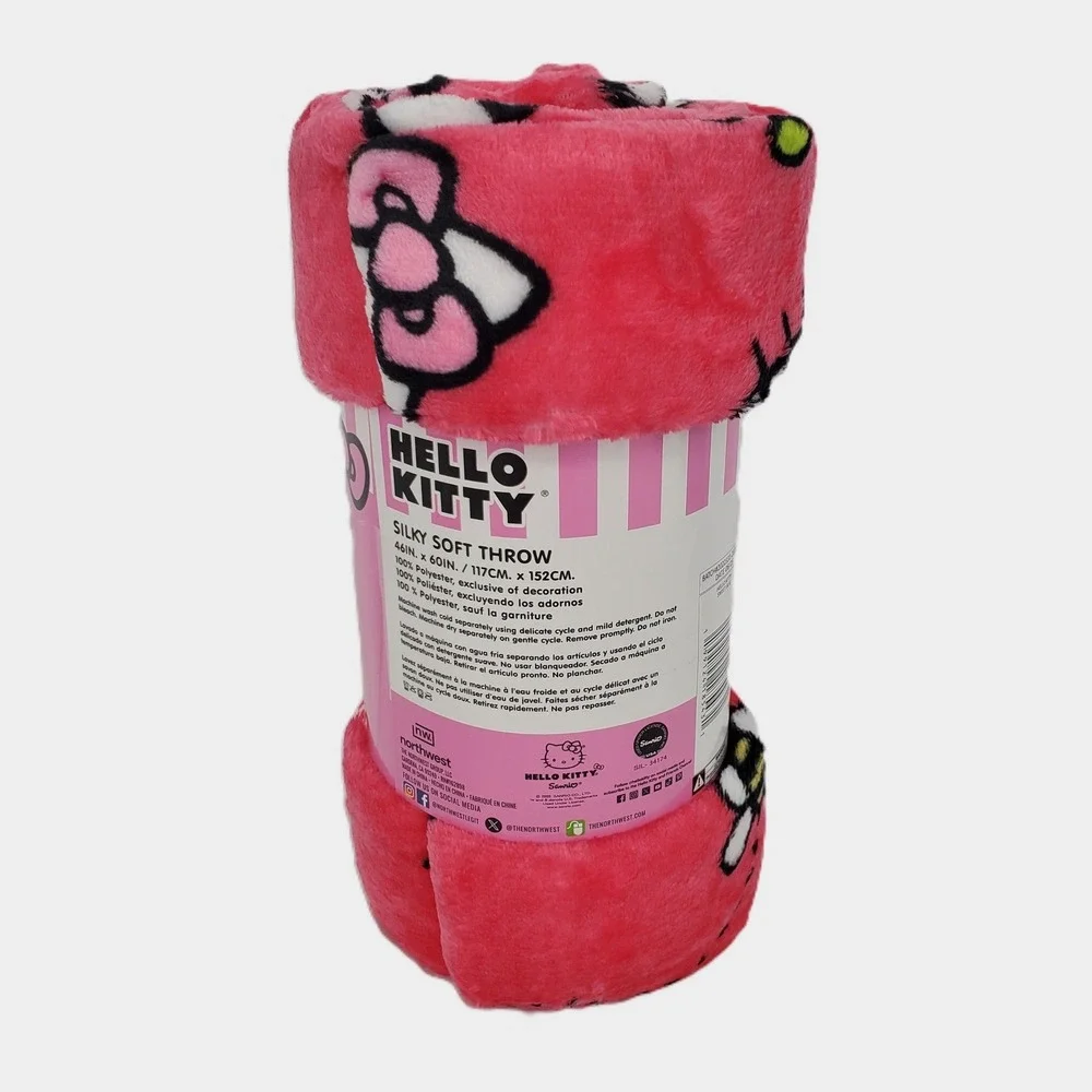 Sanrio Hello Kitty Sweet Bug‎ Silky Soft Throw Blanket Pink 46in x 60in Cozy New